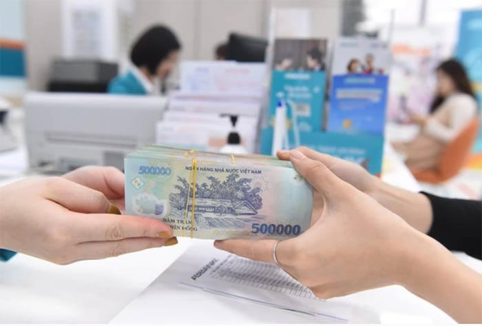 Chật vật với cho vay tiêu dùng: Ngân hàng tỷ USD rao bán khoản nợ xấu 3.000 đồng