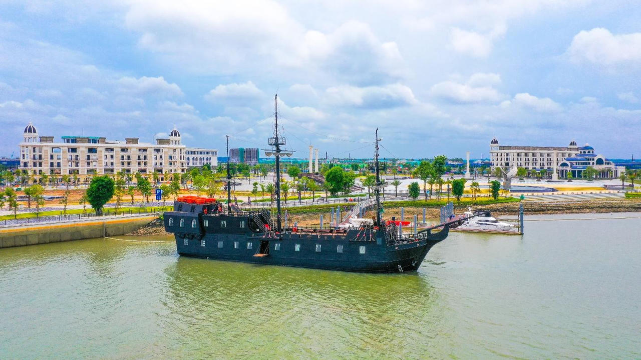 Tổ hợp quảng trường, bến du thuyền Aqua Marina đẳng cấp tại Aqua City đã hoàn thiện và tạo ấn tượng mạnh với khách hàng &nbsp;