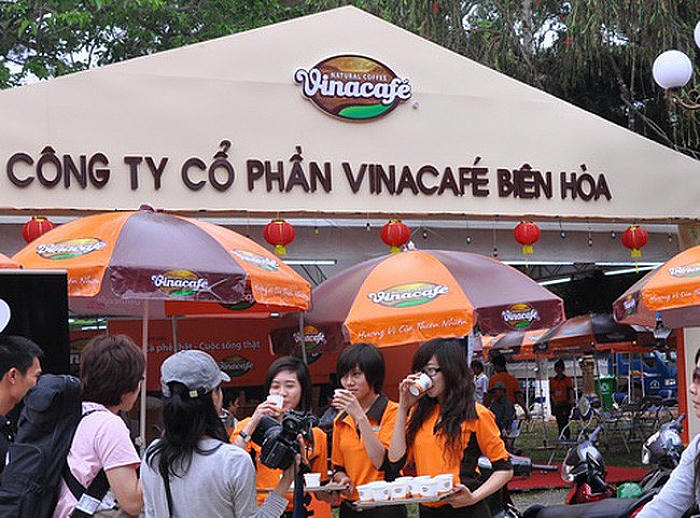 Cổ phiếu VCF của Vinacafe Biên Hoà tăng kịch trần trong phiên 26/8 khi hãng cà phê thông báo chia cổ tức &nbsp;