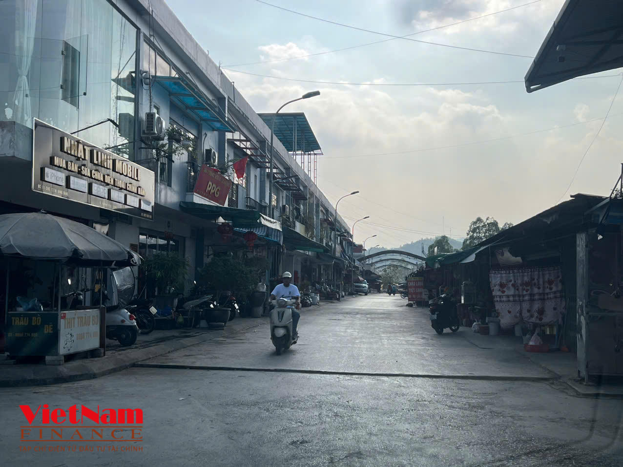 Khu chợ hơn 300 tỷ chịu cảnh 'chết yểu' ở Lạng Sơn