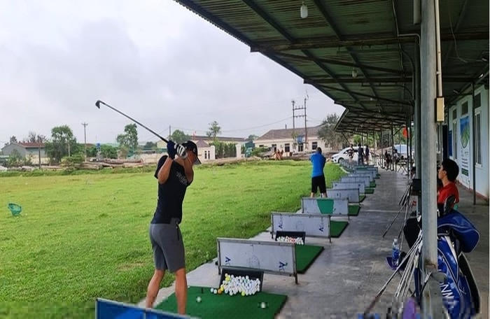 Một phần khu đất này từng được công ty thành viên thuộc Tập đoàn Phú Tài Đức - PHUTAIDUC GROUP đề xuất đầu tư dự án làm dự án sân tập golf&nbsp; &nbsp;