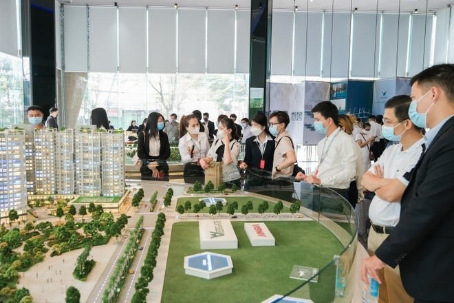 Loạt chính sách kích cầu tung ra thị trường, doanh nghiệp địa ốc có sẵn sàng trở lại cuộc đua?