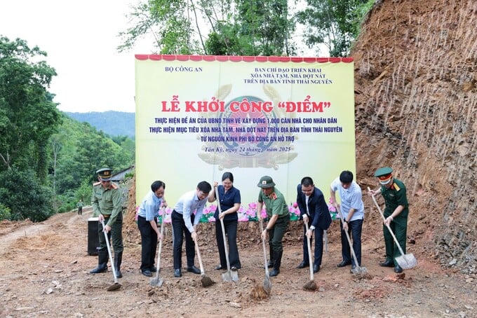 Ngân hàng Lộc Phát (LPBank) ủng hộ 50 tỷ đồng xóa nhà tạm, nhà dột nát tại tỉnh Thái Nguyên