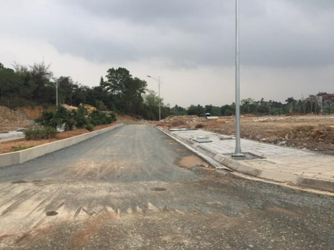 Một số tuyến đường nội bộ vẫn còn dở dang