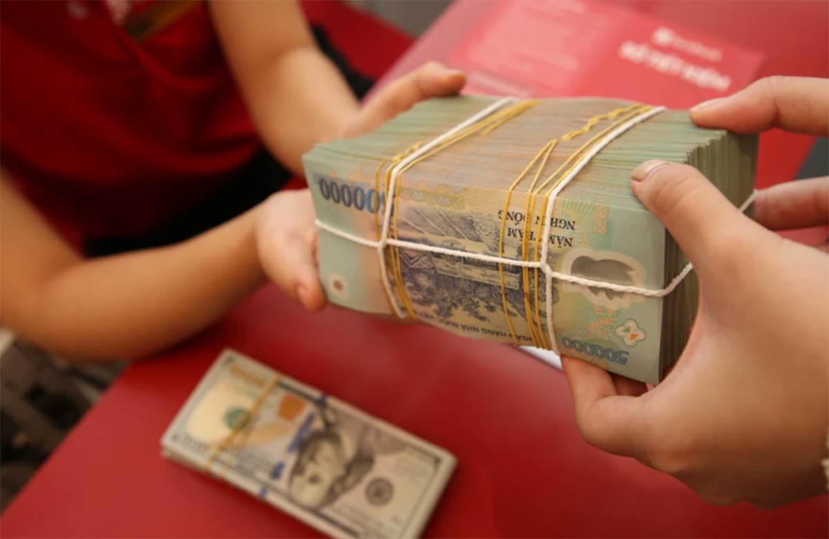 Những doanh nghiệp gửi 'núi tiền' vào ngân hàng