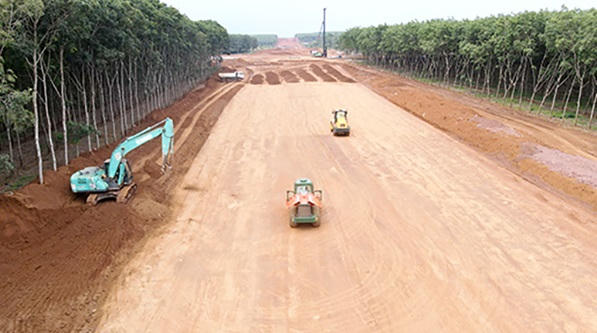 Áp dụng cơ chế đặc thù để giải quyết tình trạng thiếu vật liệu thi công tuyến cao tốc Bắc - Nam