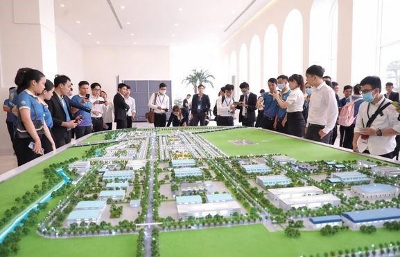 Bất chấp dịch bệnh, nhà đất Long An vẫn giữ được “sức nóng” 