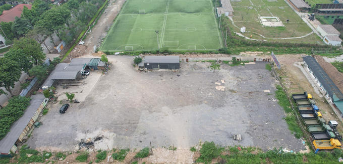 Long Biên: Dự án khu đô thị rộng 37ha bị biến tướng thành bãi xe, sân bóng
