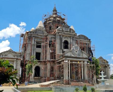 Biệt thự khủng mọc trên đất nông nghiệp: 'Đừng để nhờn luật'