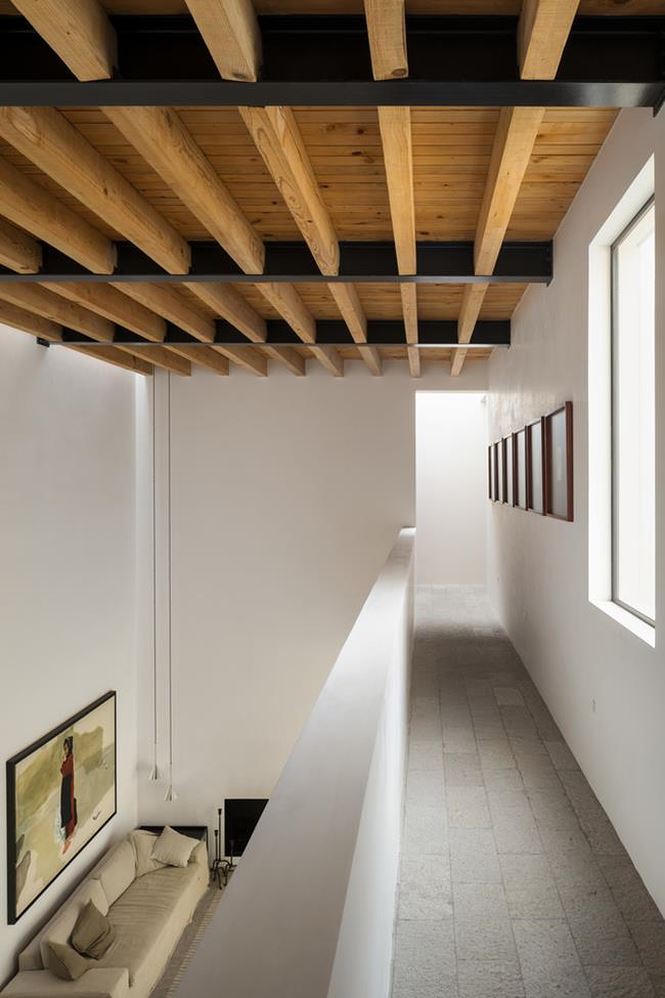 Ngôi nhà 'tạm biệt hàng xóm, mình ta một cõi' đẹp tựa trong tranh - ảnh 6