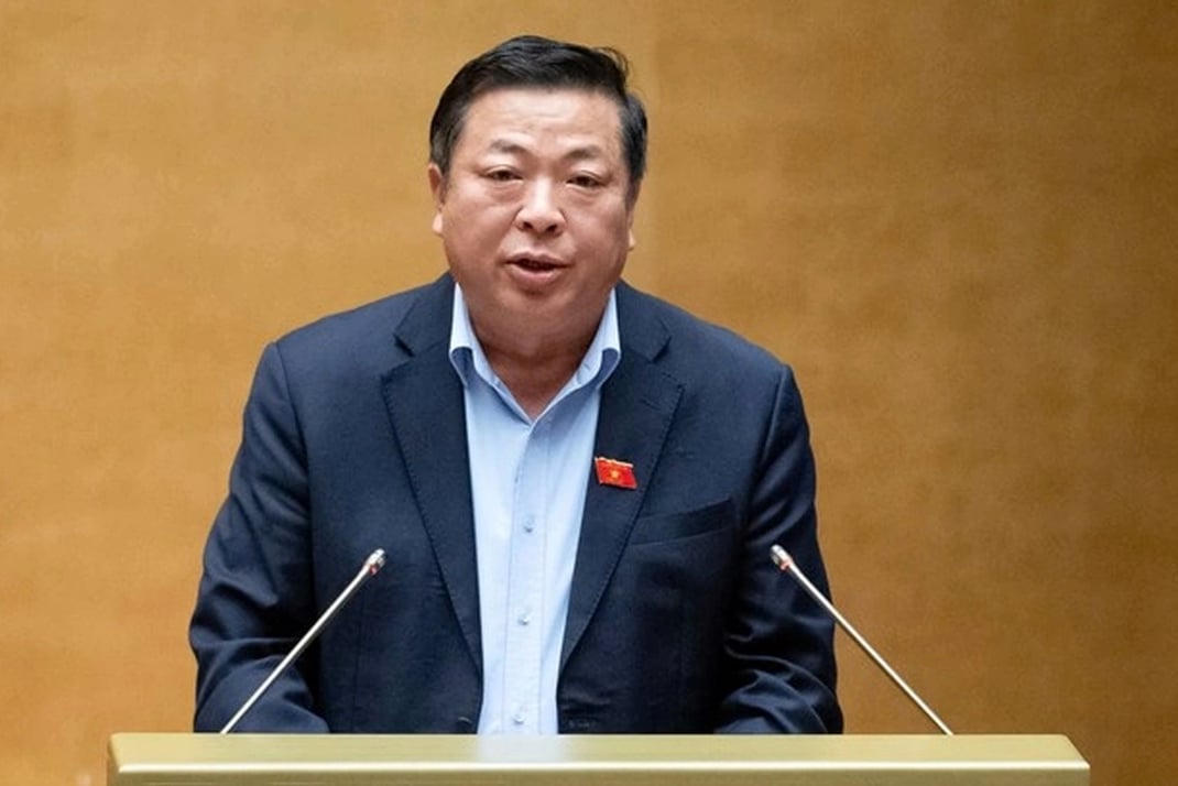 Bộ trưởng Bộ Xây dựng Trần Hồng Minh.