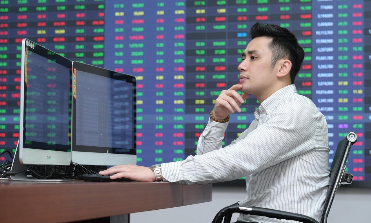 VN-Index vượt 1.400 điểm: ‘Cú sập’ 2018 và 2022 có lặp lại?