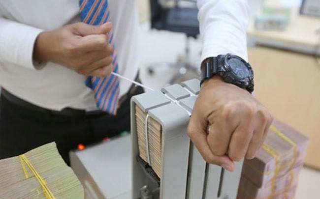 Hàng loạt ngân hàng siết chặt cho vay kinh doanh bất động sản &nbsp;