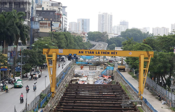 Hà Nội: Tháo rào chắn phố Kim Mã sau gần 3 năm phục vụ thi công ga ngầm đường sắt đô thị