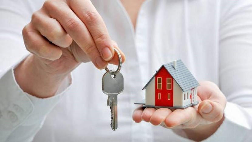 Các chuyên gia cho rằng, khi mua bán nhà đất điều quan trọng nhất là hướng nhà, phong thủy các cửa ngõ trong nhà chứ không phải là mua tháng nào. &nbsp;