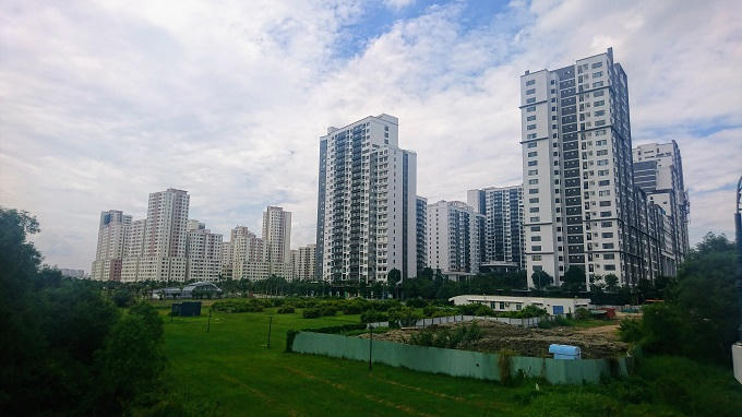 Bộ Xây dựng cho rằng, Luật Kinh doanh bất động sản (sửa đổi) tạo điều kiện thuận lợi trong hoạt động giao dịch bất động sản. Ảnh: T.L &nbsp;