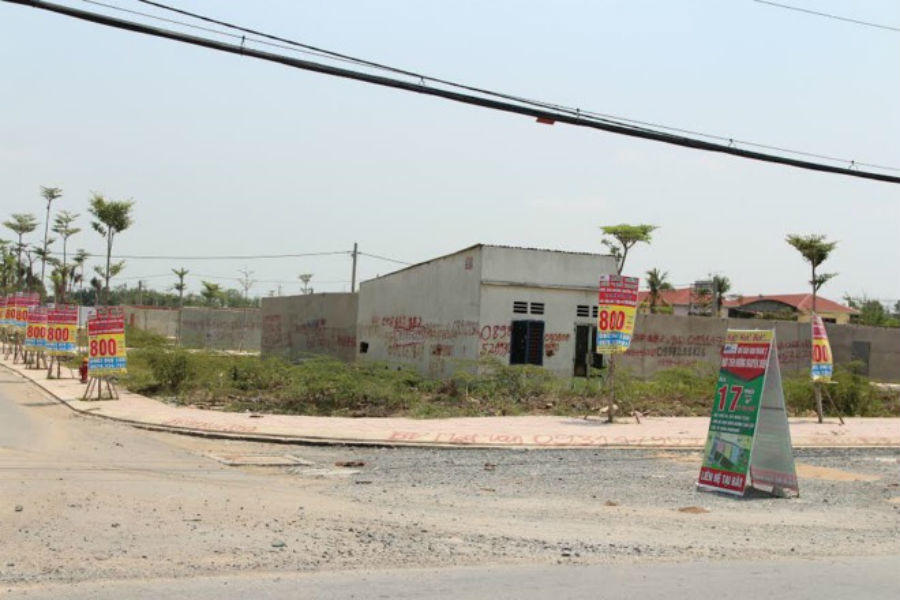 Sốt đất lô vùng ven: Nửa tháng tăng giá gấp đôi, tiền chảy ồ ạt