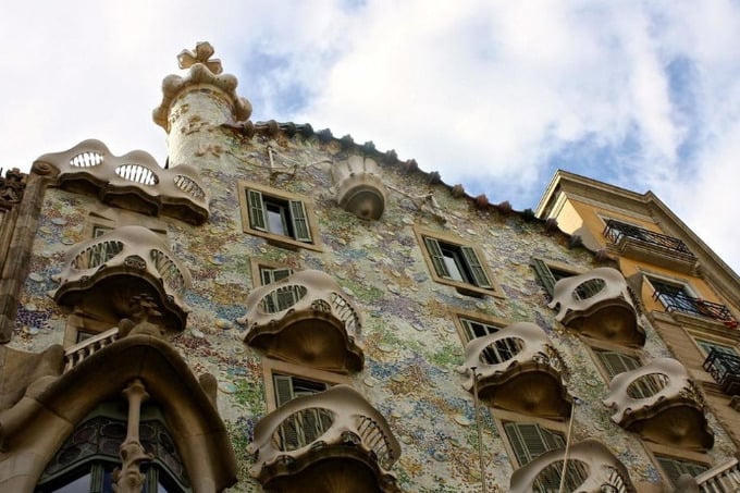 Chiêm ngưỡng kiến trúc độc lạ 'ngôi nhà xương cốt' trăm tuổi, là di sản thế giới được UNESCO công nhận