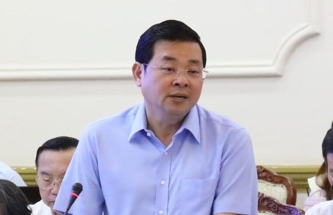 Ông Nguyễn Toàn Thắng - Giám đốc Sở TN&MT TP. HCM phát biểu tại cuộc họp báo. Ảnh: Trung tâm Báo chí TP. HCM &nbsp;