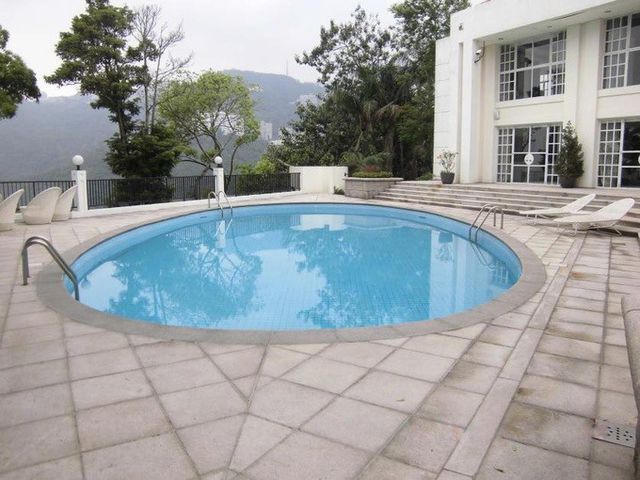 Một ngôi nhà bình thường được bán với giá... hơn 10 nghìn tỉ