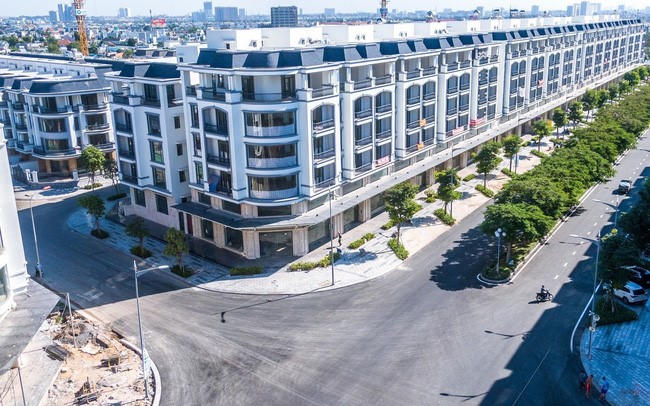 Nhà liền thổ tại TP Hồ Chí Minh và các khu vực lân cận luôn là phân khúc dẫn đầu về tốc độ tăng giá bán trên thị trường. &nbsp;