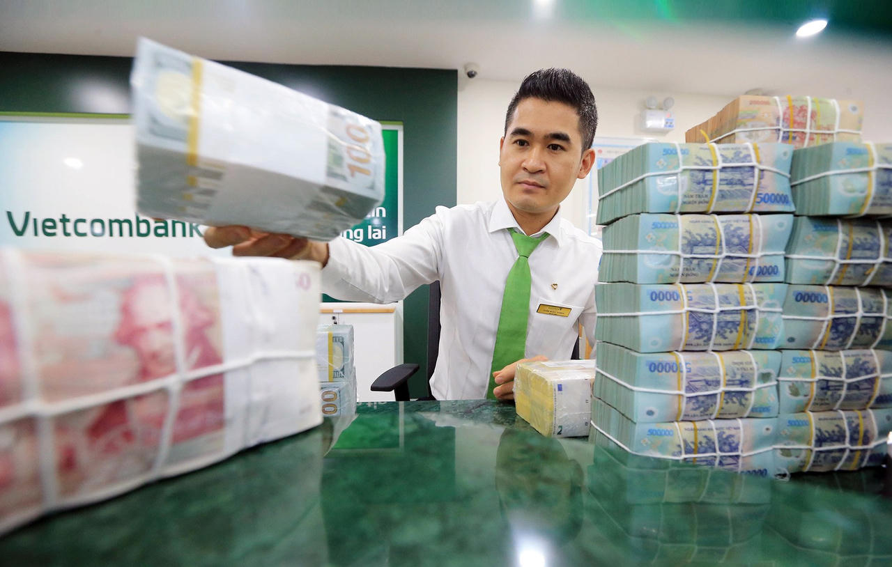 Big 4 nhập cuộc, đường đua lãi suất thêm 'nóng'