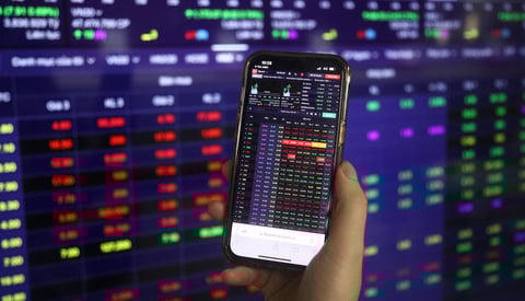 VN-Index giảm nhẹ phiên cuối tuần