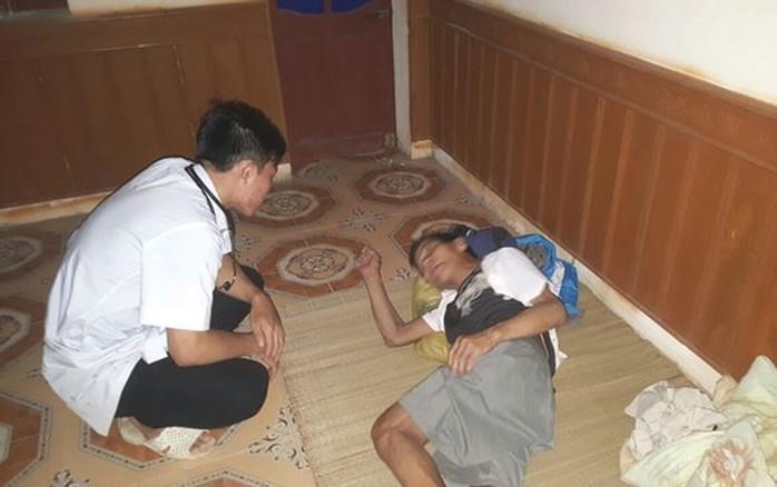 Thanh Hóa: Lũ cuốn phăng cả trăm nhà, dân bơ phờ đi ở tạm