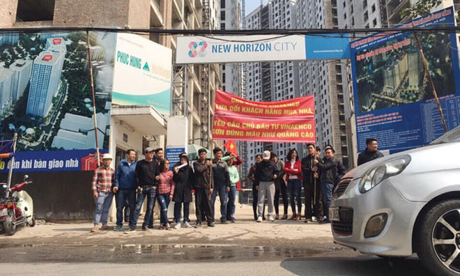 Chuyện buồn ở chung cư: Khi cư dân phải chi "tiền bo" cho bảo vệ