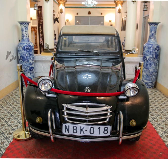 Khám phá dinh thự 400 tỷ “made in Paris” của đại gia nức tiếng miền Tây