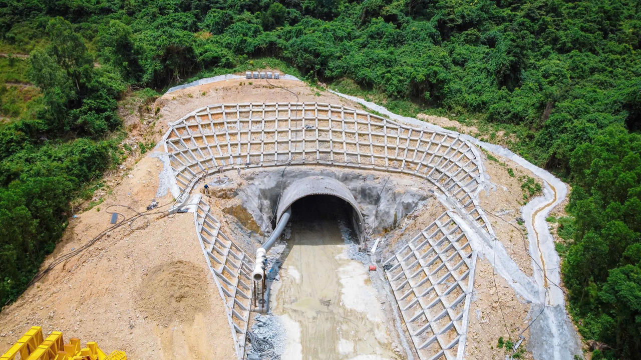 Xuyên hầm Đèo Ngang nối Hà Tĩnh - Quảng Trị