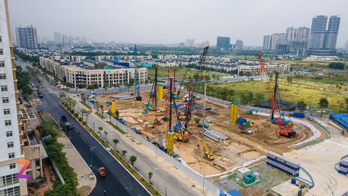 Ai đang 'ôm' đất ở khu đô thị đắt nhất Hà Nội?