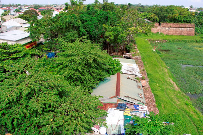 1,5 vạn người sống ở Thượng thành Huế mong mỏi được 'giải tỏa' khỏi đây