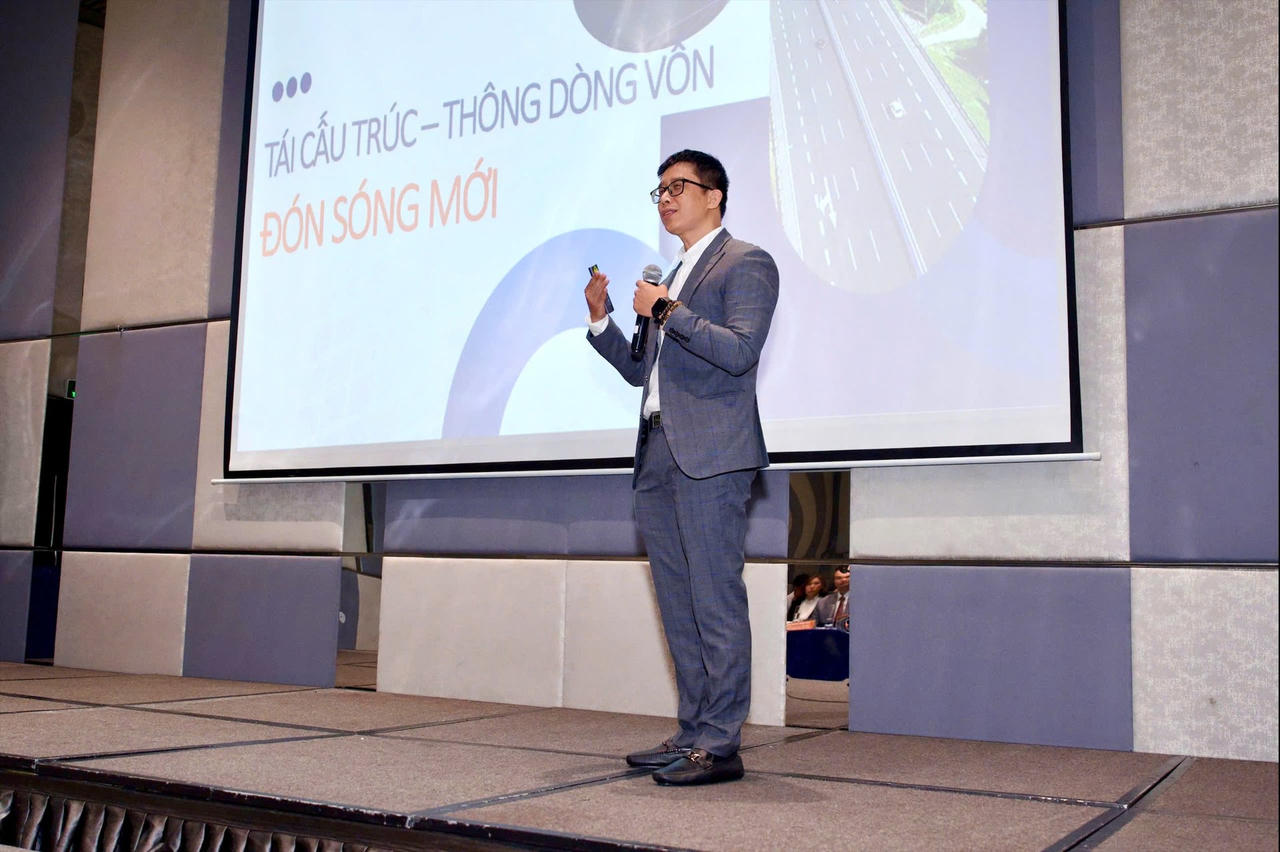 Ông Nguyễn Minh Hoàng, Giám đốc Phân tích Công ty Chứng khoán Nhất Việt (VFS)