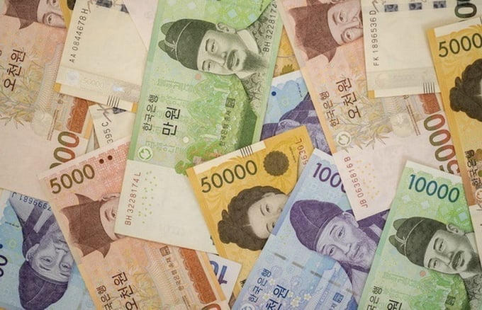 Nợ của Hàn Quốc lần đầu tiên vượt mốc 1.200.000 tỷ won. &nbsp;