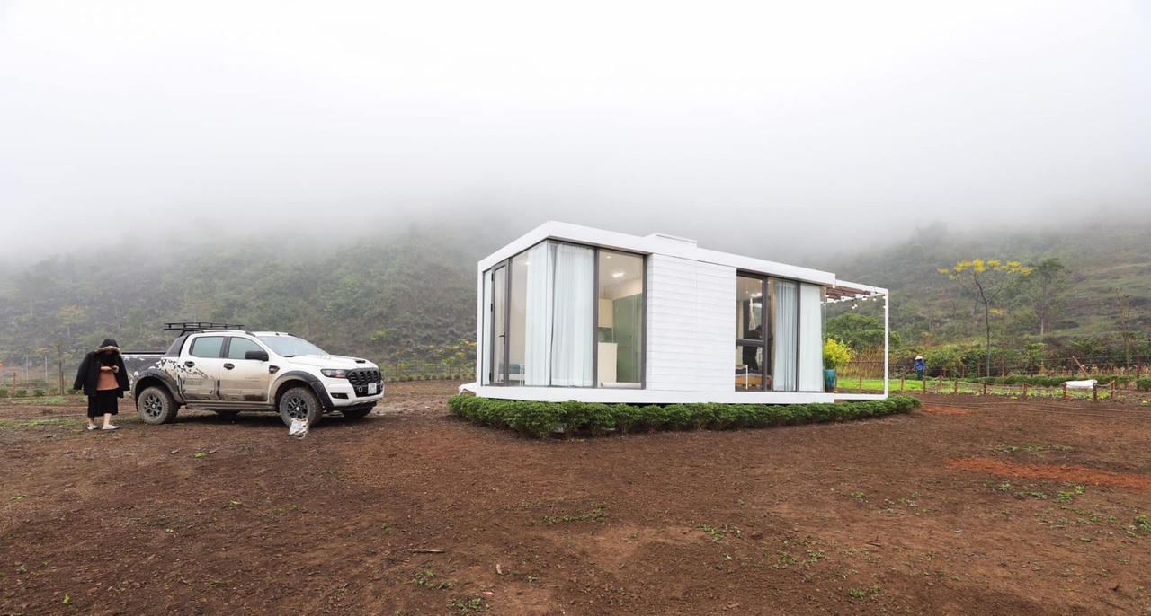 Ngỡ ngàng với ngôi nhà lắp ghép “đẹp quên lối về“ hoàn thành chỉ trong 17 ngày