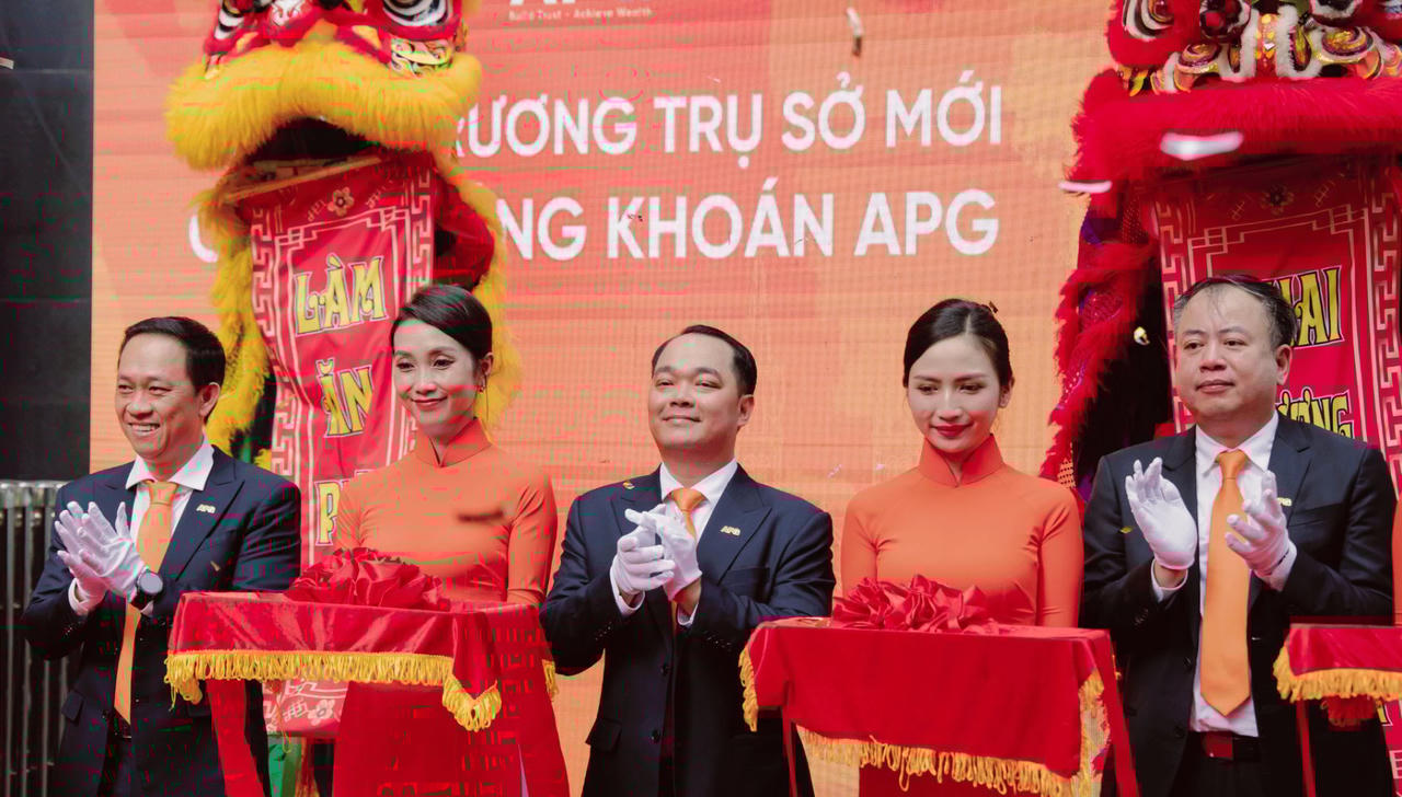 Công ty Cổ phần chứng khoán APG khai trương trụ sở mới tại TP. HCM. Ảnh: APG &nbsp;