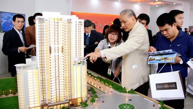 Khoảng 170.000 môi giới bất động sản không có chứng chỉ hành nghề