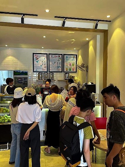 Dãy shophouse mặt tiền đường ven biển là điểm đến “must-try” của bất kỳ du khách nào khi ghé đến NovaWorld Phan Thiet &nbsp;