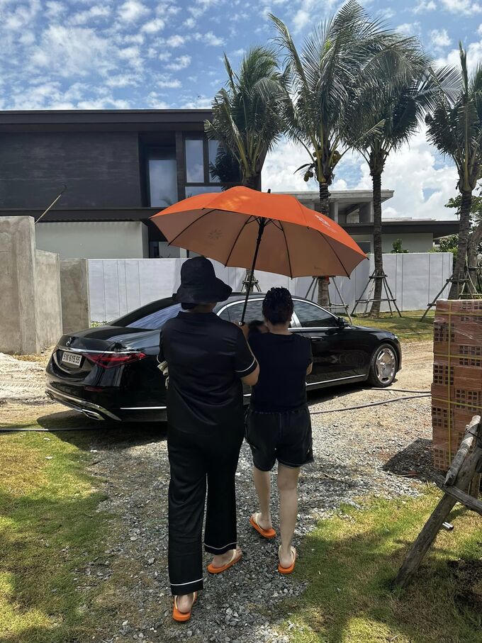 Cận cảnh biệt thự mới view "đắt hơn vàng' của vợ chồng Cường Đô La