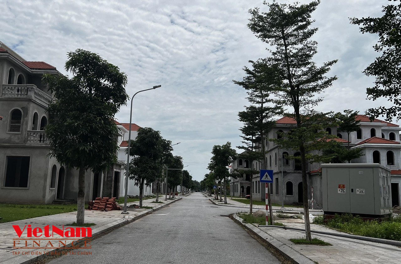 Trà Cổ Long Beach Luxury: Dự án 1.000 tỷ dang dở, từng bị NH rao bán siết nợ