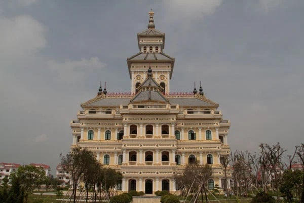 Biệt thự Hà Hoa Tiên trong khuôn viên trường đại học Hà Hoa Tiên