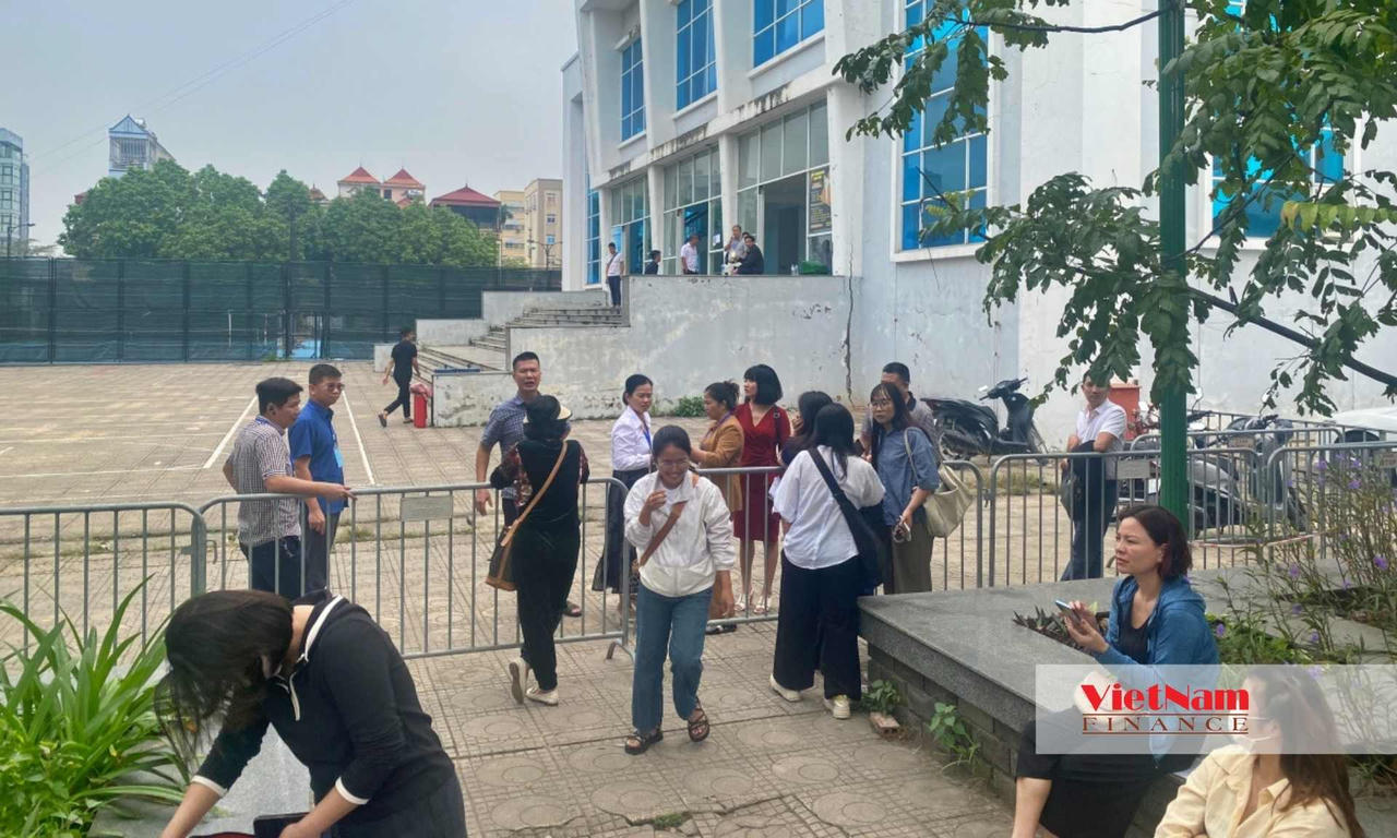 Đấu giá đất Hoài Đức: 'Cò' đất bất ngờ biến mất