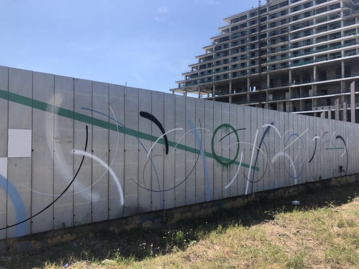 Đồng thời, thành phố tiếp tục ký biên bản thống nhất với chủ đầu tư dự án khu du lịch biển DAP theo hướng xây dựng công viên công cộng rộng 3ha nằm trong dự án, chủ đầu tư bỏ kinh phí thực hiện. &nbsp;