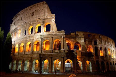 10 quốc gia tập trung nhiều người siêu giàu nhất thế giới - Ảnh 4.