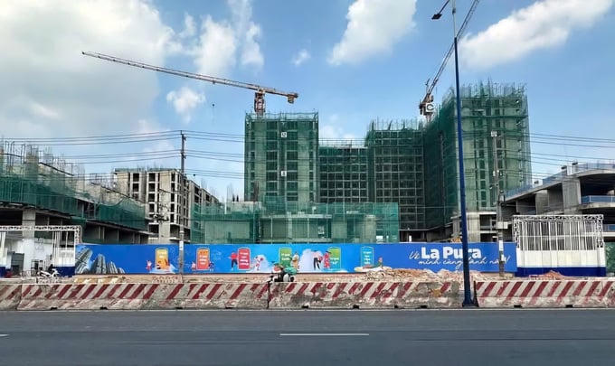 Astral City tái xuất với tên mới La Pura, chào bán giá 60 triệu/m² – khách cũ mong hoàn tiền, khách mới có nên vào.