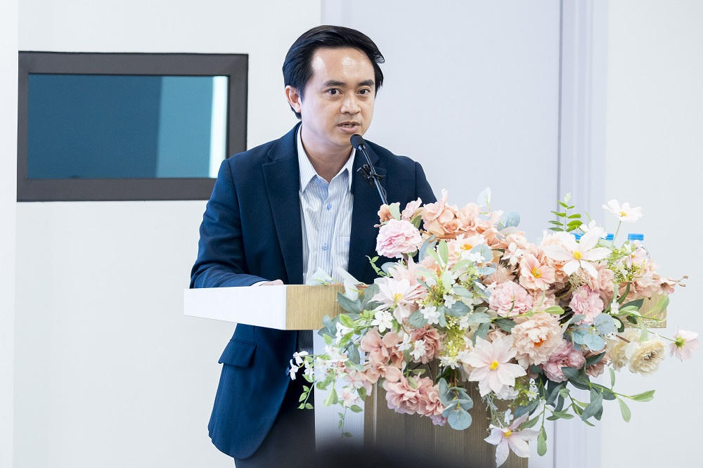 Ông Ngô Thành Huấn