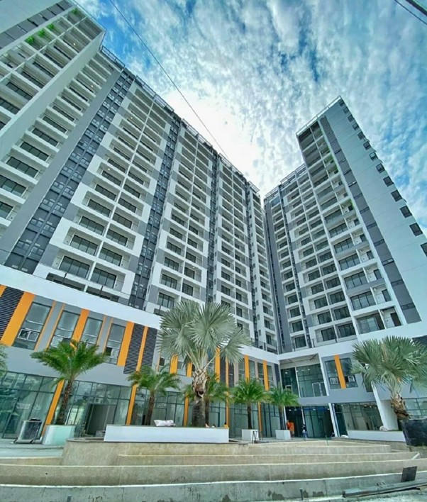 Căn hộ vừa túi tiền luôn có nhu cầu lớn trong khi căn hộ cao cấp chiếm đa số trong lượng hàng tồn kho phân khúc này. &nbsp;