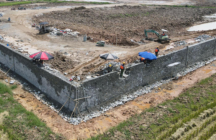 Cận cảnh công trường Bệnh viện Nhi Trung ương cơ sở 2 ở ngoại thành Hà Nội