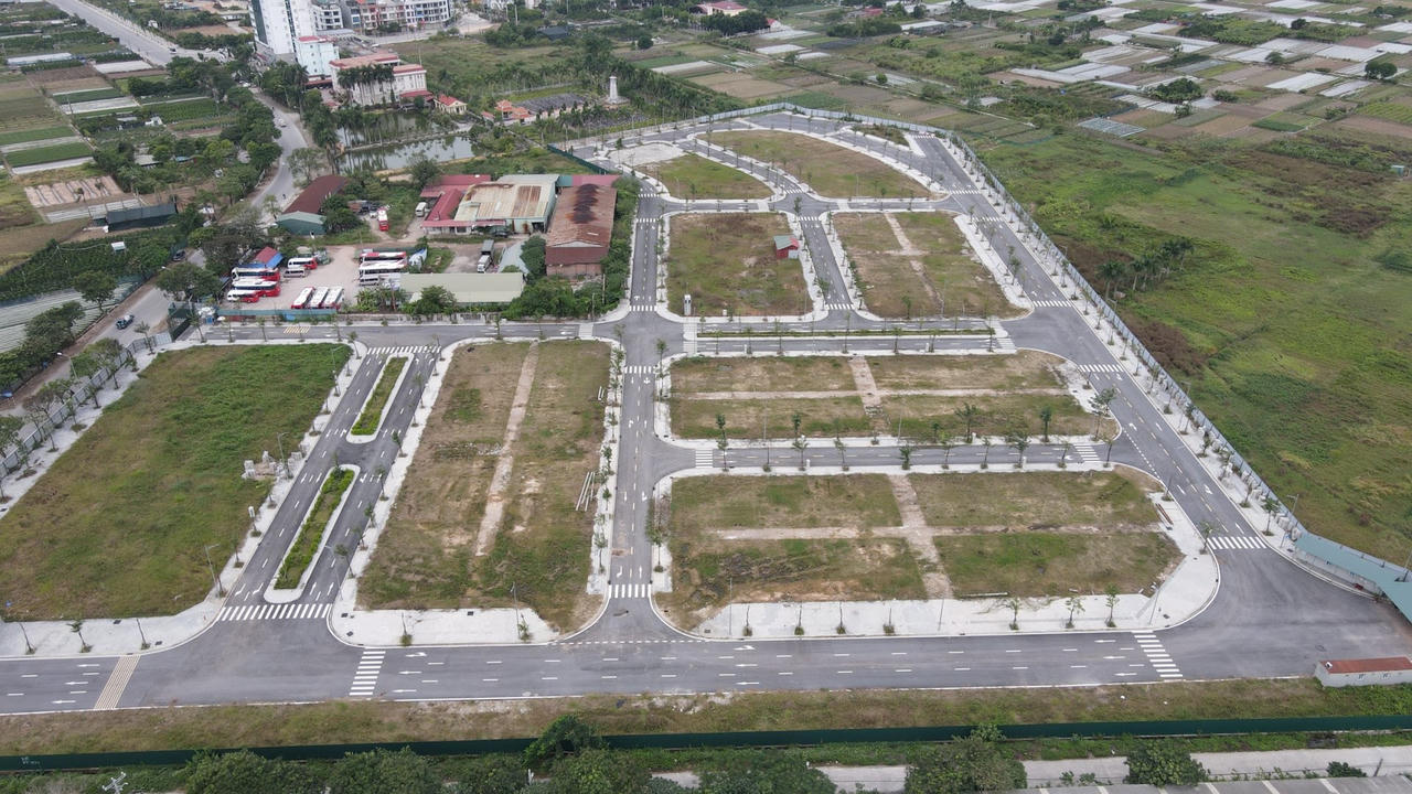 Tin bất động sản nổi bật trong tuần: TP HCM đền bù hơn 800 triệu đồng/m2 khi thu hồi đất ở, Hà Nội sắp cho tách thửa trở lại?